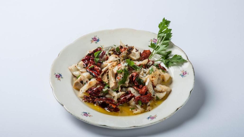 Baccalà arrosto con i peperoni dolci secchi